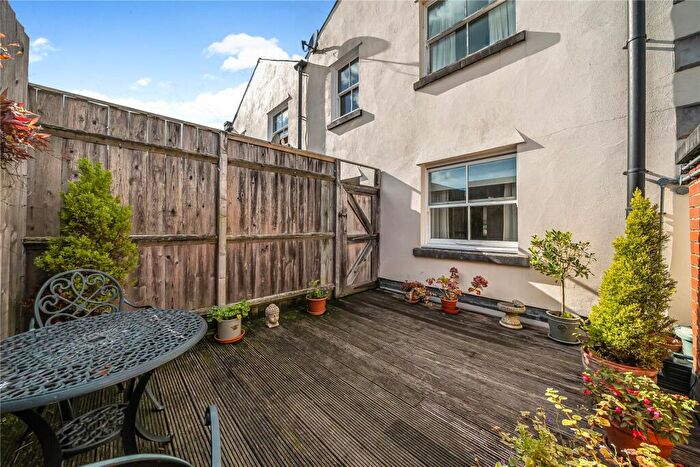 1 Bedroom Apartment For Sale In Howells Place, Monmouth, Monmouthshire, NP25