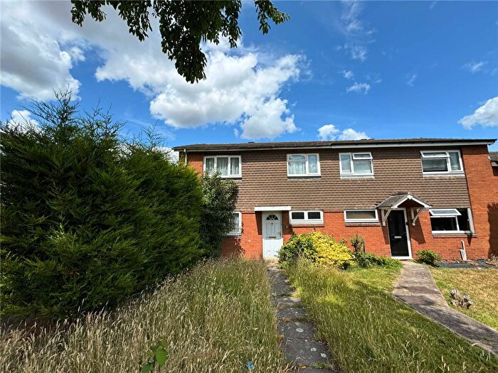 3 Bedroom End Of Terrace House For Sale In Henry Walk, Bromsgrove, B60