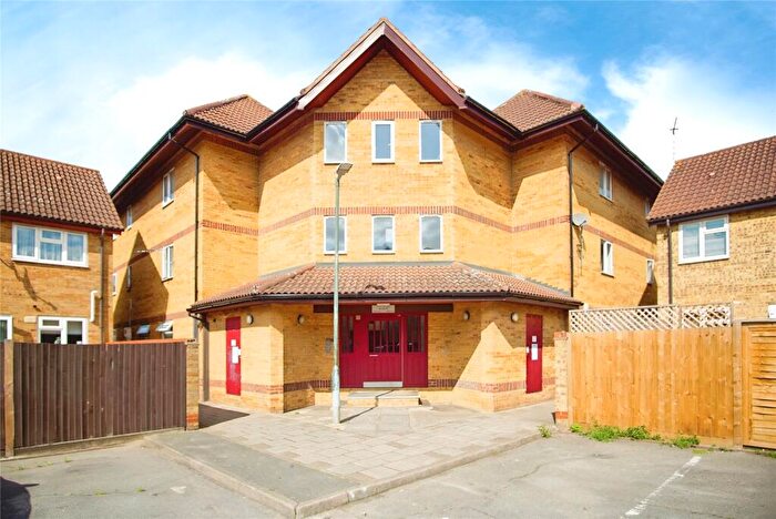 1 Bedroom Flat To Rent In Cook Square, Erith, DA8
