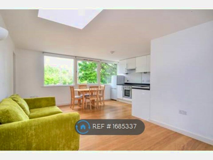 2 Bedroom Flat To Rent In Princess Louise Building, London, SE8