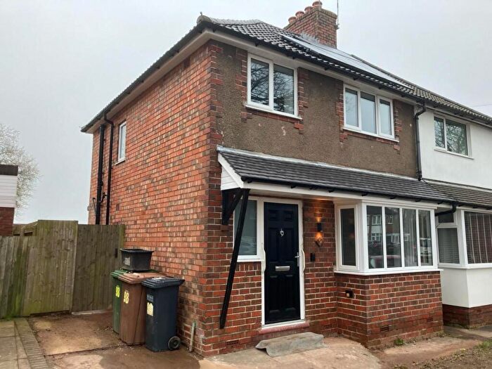 3 Bedroom Semi-Detached House To Rent In Damson Lane, Solihull, B92