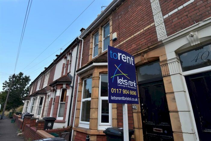 4 Bedroom Detached House To Rent In Saxon Road, St Werburghs, BS2L