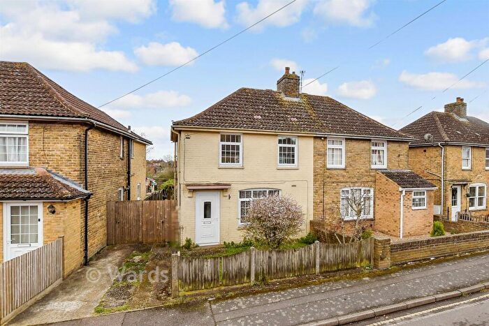 2 Bedroom Semi Detached House For Sale In Milner Crescent, Aylesham, Canterbury, Kent, CT3