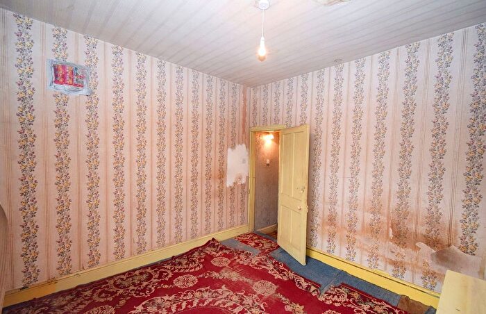 2 Bedroom Terraced House For Sale In Dean Street, Coventry, West Midlands, CV2