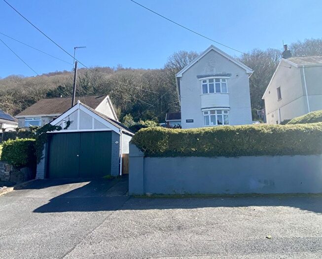 3 Bedroom Detached House For Sale In Graigola Road, Glais, Swansea, City And County Of Swansea., SA7