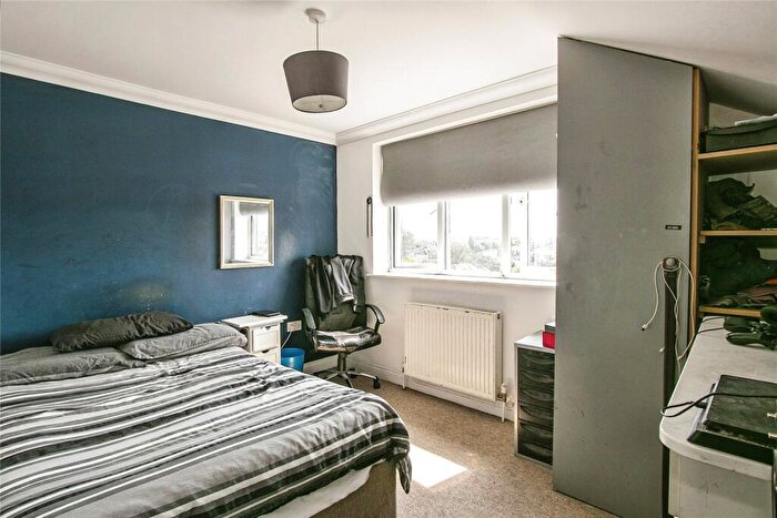 5 Bedroom Semi Detached House For Sale In Herbert Avenue, Poole, Dorset, BH12