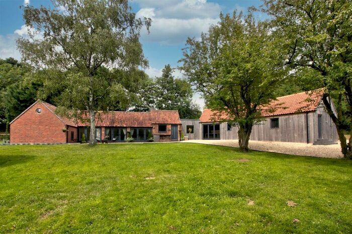 5 Bedroom Detached House For Sale In The Nursery, Garsdon, Malmesbury, SN16