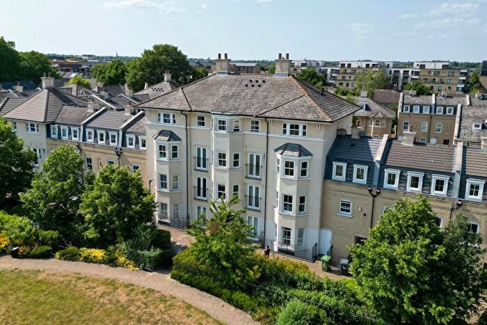 1 Bedroom Apartment For Sale In St. Matthews Gardens, Cambridge, CB1