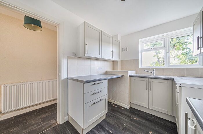 3 Bedroom Terraced House For Sale In Lonsdale Drive, Gillingham, Kent, ME8