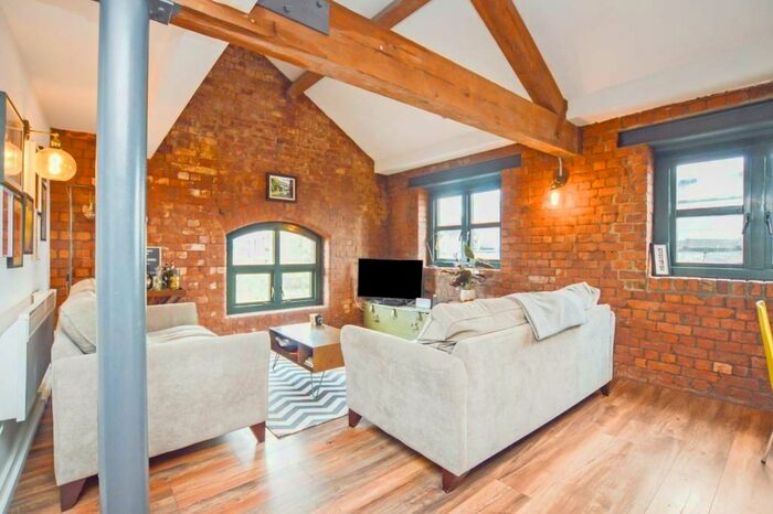 2 Bedroom Apartment To Rent In Worsley Mill, Blantyre Street, M15