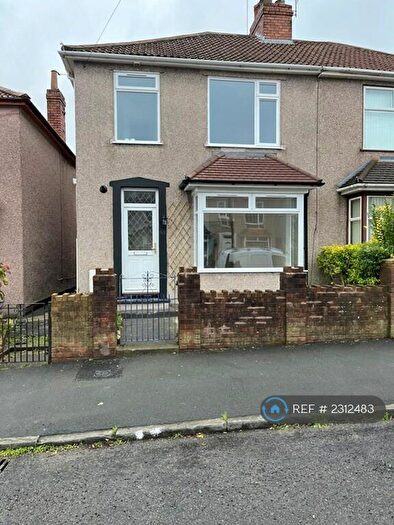 3 Bedroom Semi-Detached House To Rent In New Queen Street, Bristol, BS15