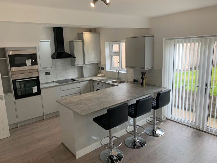 3 Bedroom Semi-Detached House To Rent In Argie Avenue, Leeds, West Yorkshire, LS4