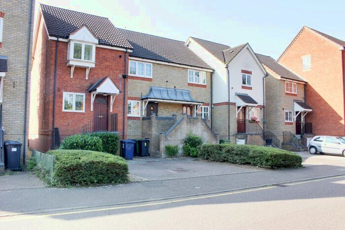 2 Bedroom Town House To Rent In Navigation Wharf, Eynesbury, St. Neots PE19