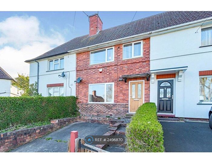 3 Bedroom Terraced House To Rent In Elford Rise, Nottingham, NG3