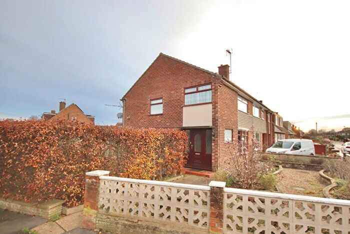 3 Bedroom Semi-Detached House For Sale In Broadway, North Hykeham, LN6