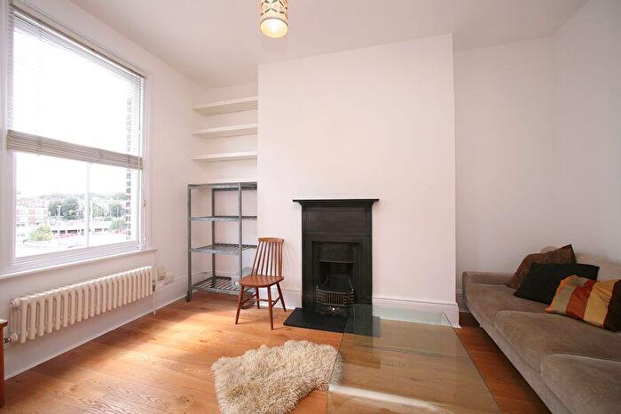 1 Bedroom Flat To Rent In Farringdon Road, London, EC1R