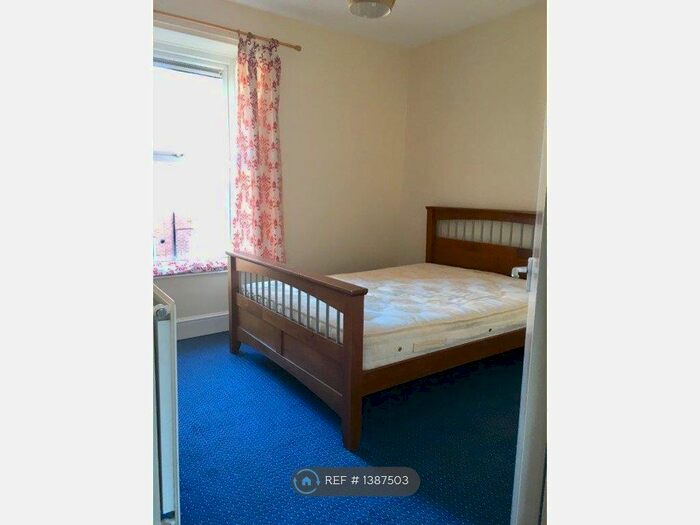 3 Bedroom End Of Terrace House To Rent In Cundy Street, Sheffield, S6