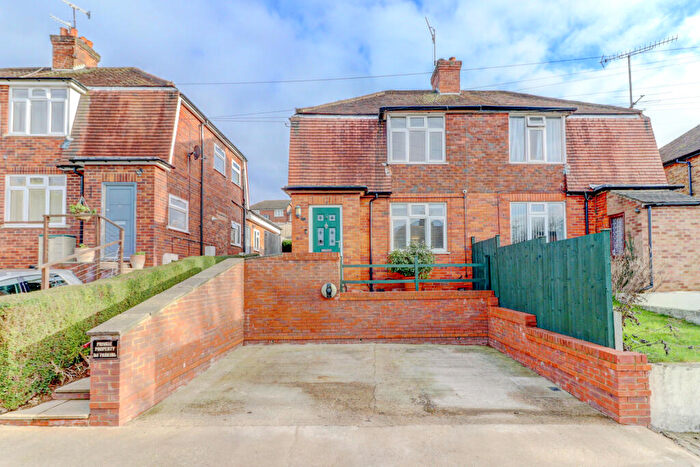 3 Bedroom Semi Detached House For Sale In Greaves Road, High Wycombe, Buckinghamshire, HP13