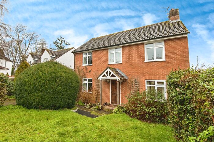 4 Bedroom Detached House For Sale In The Glebe, Thorverton, Exeter, Devon, EX5