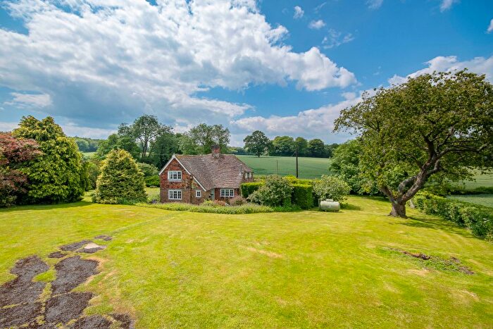 3 Bedroom Detached House For Sale In Slade Road, Doddington, ME9