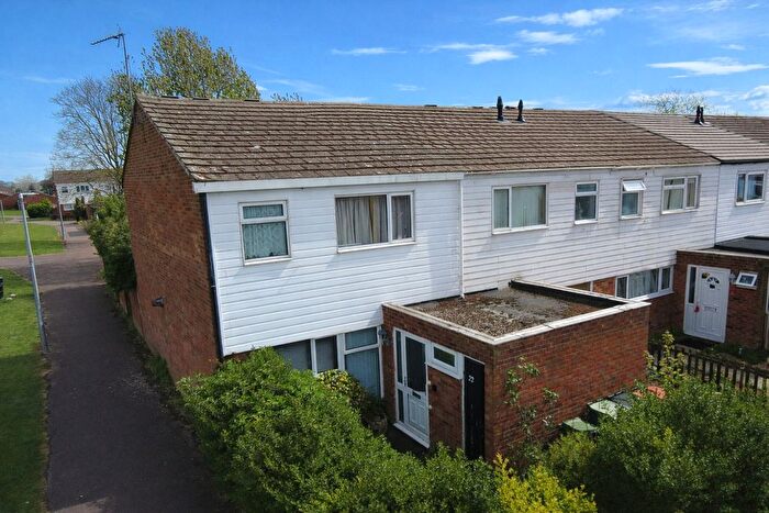 3 Bedroom End Terrace House For Sale In Bromley Gardens, Houghton Regis, Dunstable, Bedfordshire, LU5