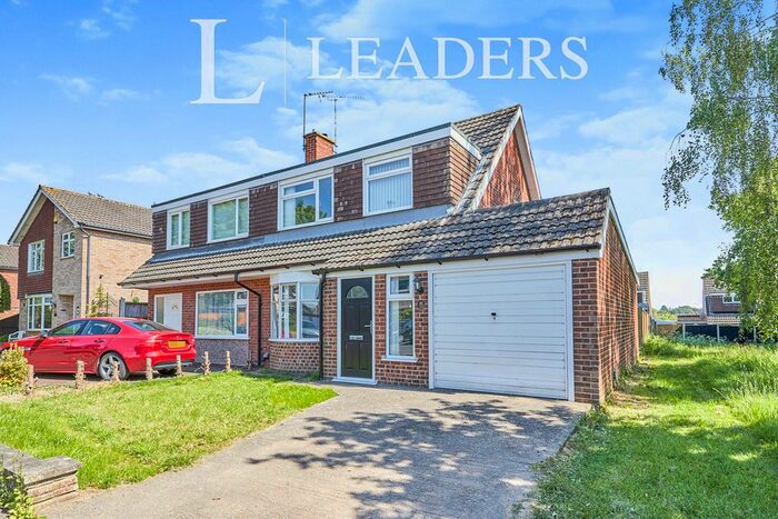 3 Bedroom Semi-Detached House To Rent In Barnwood Close, Mickleover, Derby, DE3