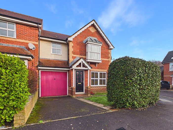 3 Bedroom Semi-Detached House To Rent In Orpine Close, Fareham, PO15