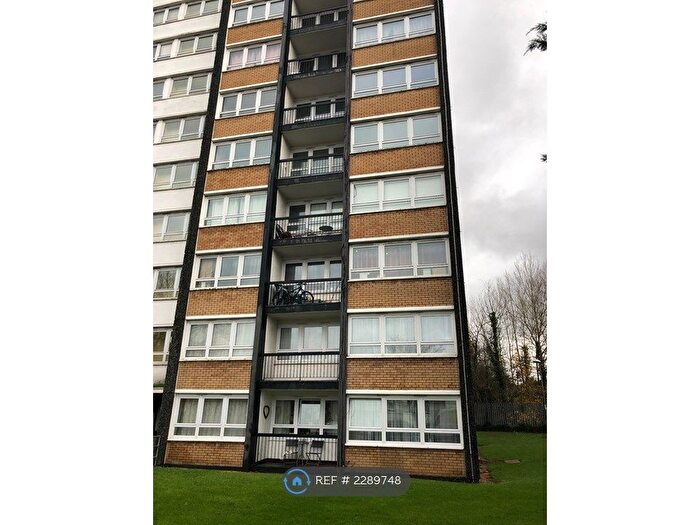 2 Bedroom Flat To Rent In Haynes Park Court, Hornchurch, RM11