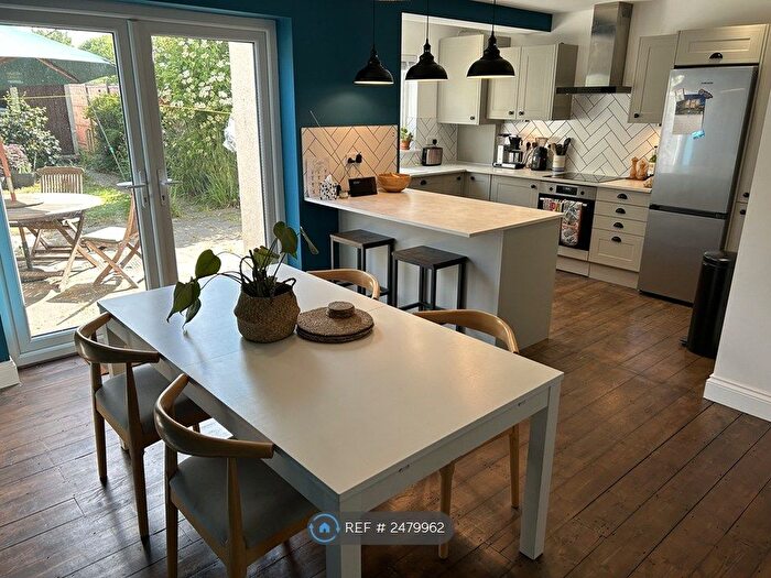 3 Bedroom Terraced House To Rent In Stanford Road, London, SW16