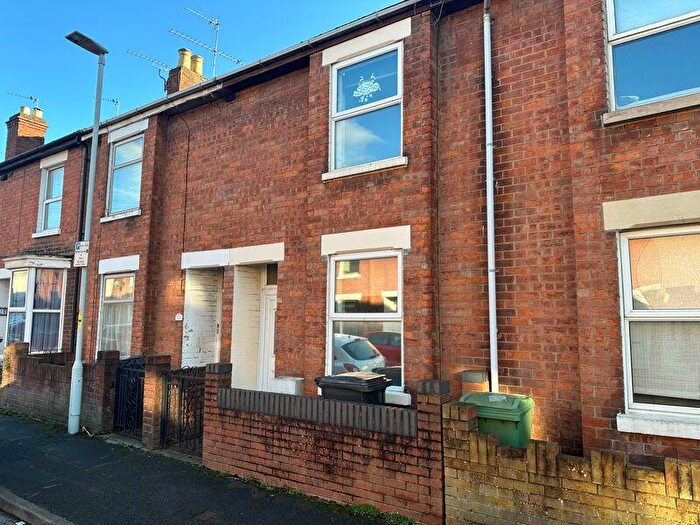 3 Bedroom House To Rent In Swan Road, Kingsholm, GL1