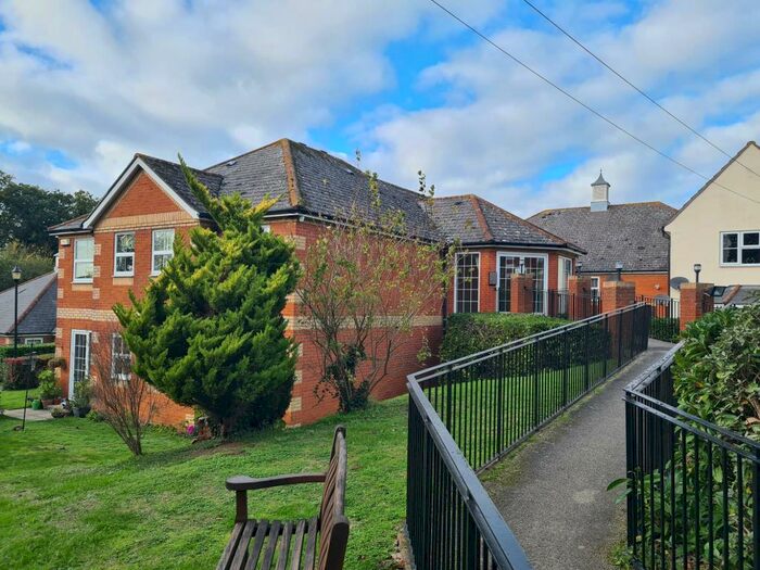 1 Bedroom Flat To Rent In Michaelstowe Drive, Harwich, CO12