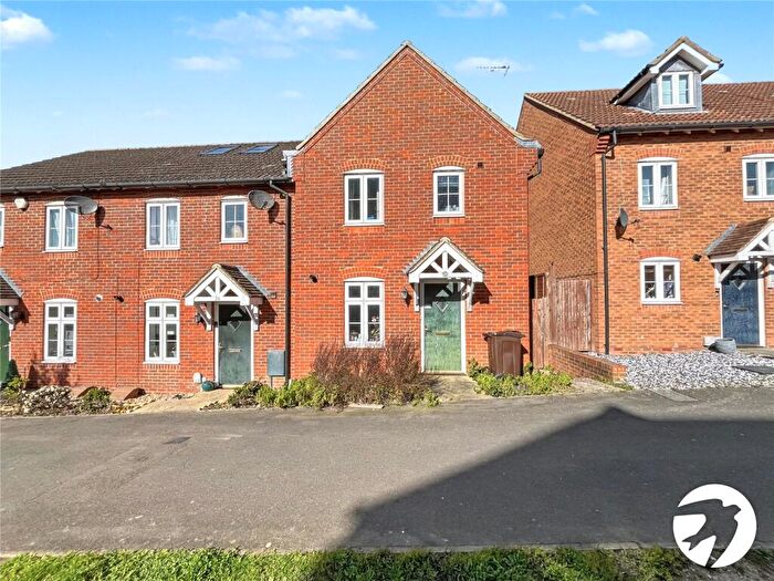 3 Bedroom End Of Terrace House For Sale In Premier Way, Kemsley, Sittingbourne, Kent, ME10