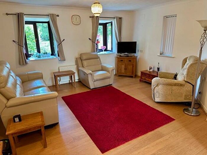 2 Bedroom Bungalow For Sale In Rectory Walk, Barton Seagrave, Kettering, NN15