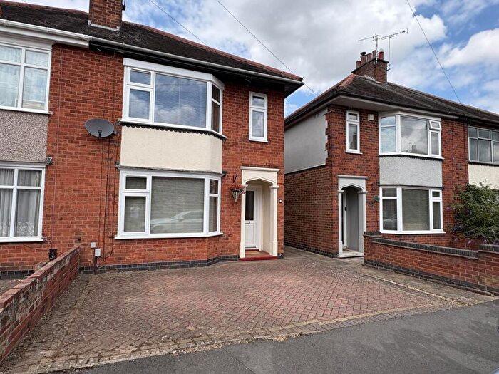3 Bedroom Semi-Detached House For Sale In Trinity Walk, Nuneaton, CV11