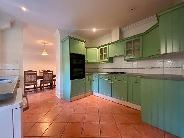 4 Bedroom Detached House To Rent In Willis Close, Lincoln, LN1