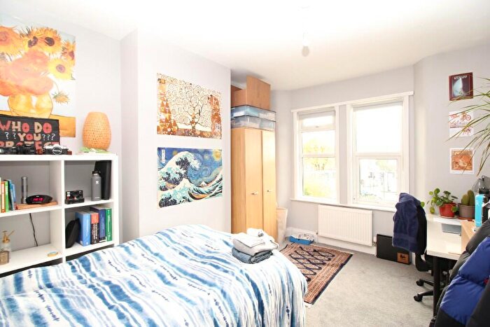 1 Bedroom Flat To Rent In Gloucester Road, Bristol (), GR48