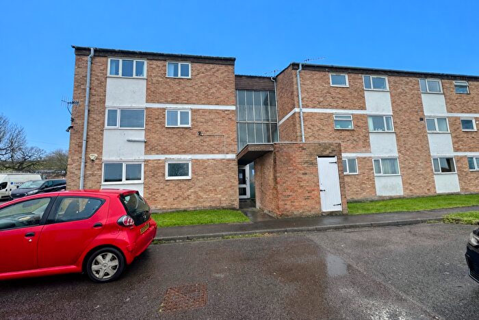 1 Bedroom Flat For Sale In Willmott Close, Bristol, BS14