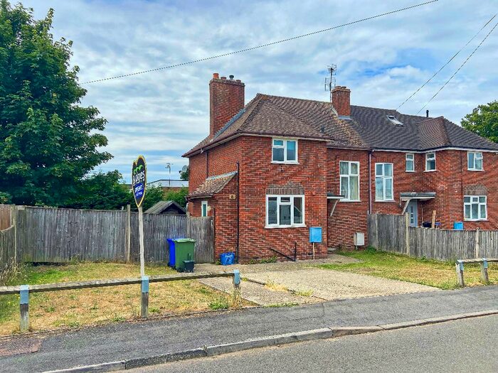 2 Bedroom Semi-Detached House To Rent In Wood Lane, Farnborough, GU14