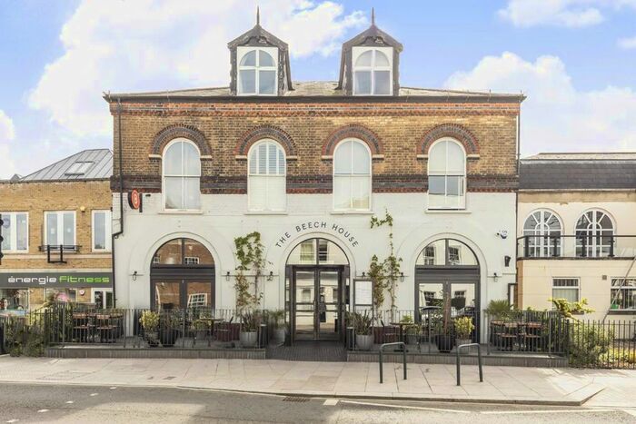 1 Bedroom Flat To Rent In High Street, Hampton Hill, Hampton, TW12