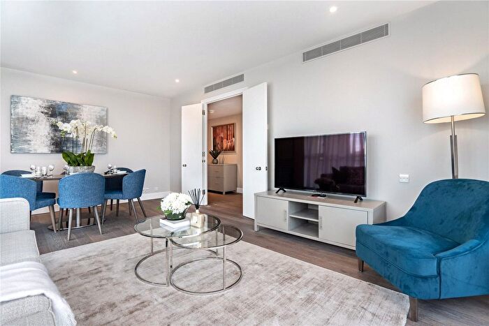 2 Bedroom Flat To Rent In Westferry Circus, London, E14