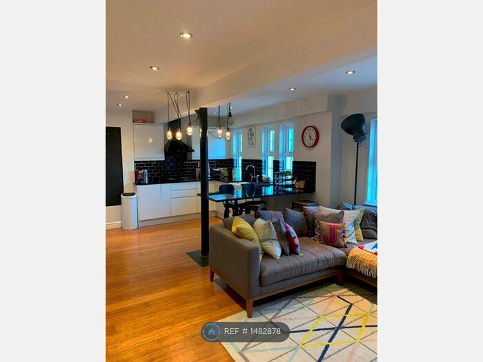 1 Bedroom Flat To Rent In Richmond, London, TW9
