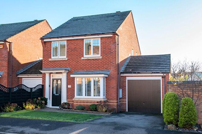 3 Bedroom Detached House For Sale In St Alphege Gardens, Andover, SP10