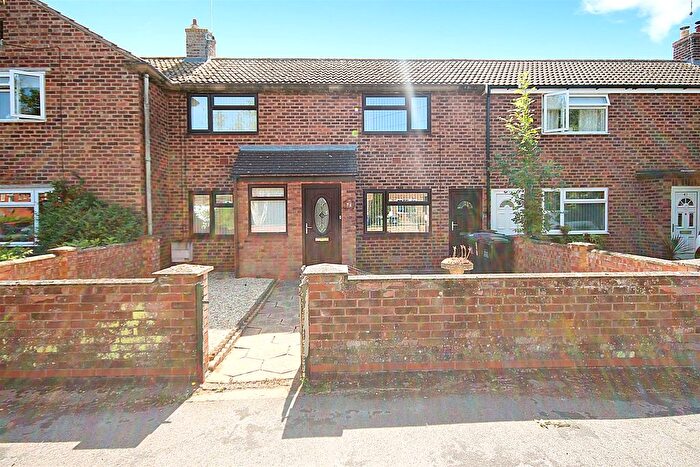 3 Bedroom Terraced House For Sale In Kingsley Road, Bishops Tachbrook, Leamington Spa, CV33