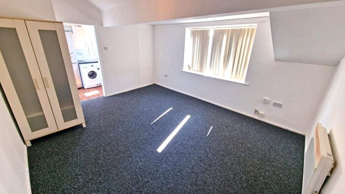 1 Bedroom Studio To Rent In Seedley Road, Salford, M6