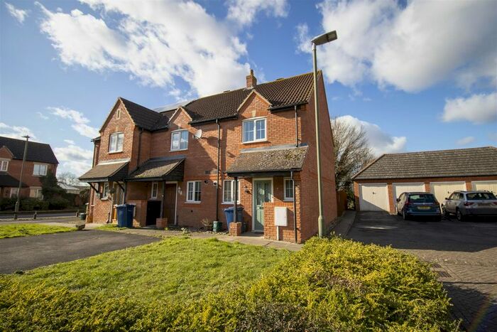 2 Bedroom End Of Terrace House To Rent In Tudor Close, Churchdown, Gloucester, GL3