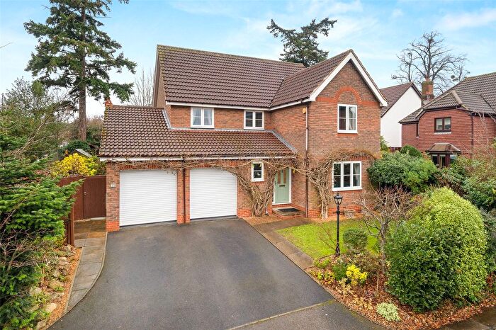 4 Bedroom Detached House For Sale In Holly Spring Lane, Bracknell, Berkshire, RG12