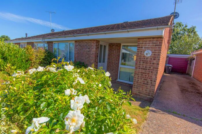 2 Bedroom Bungalow To Rent In Hoblands, Haywards Heath, West Sussex, RH16