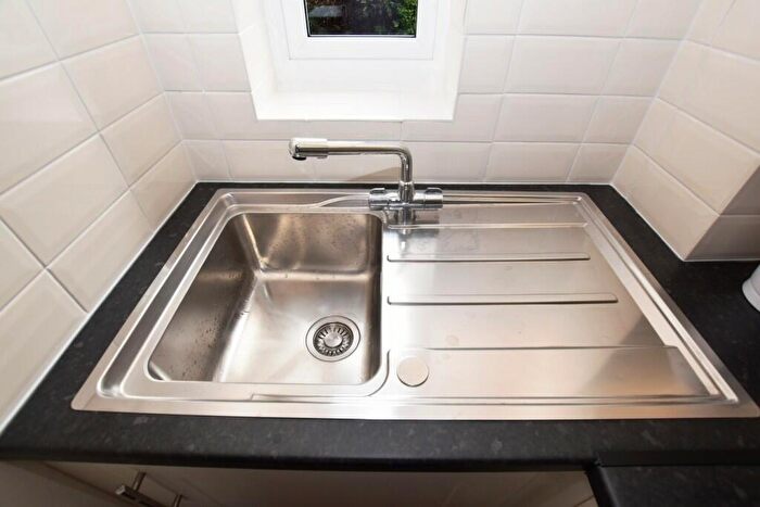 1 Bedroom Terraced House To Rent In Fircroft, Bicester, Oxfordshire, OX26