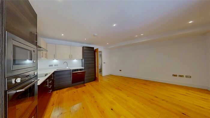 2 Bedroom Flat To Rent In Brandfield Street, City Centre, Edinburgh, EH3