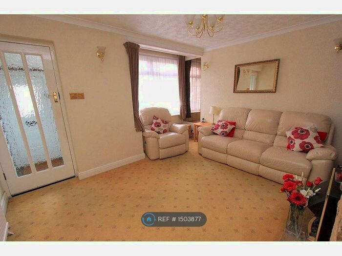 3 Bedroom Terraced House To Rent In School Road, Dagenham, RM10
